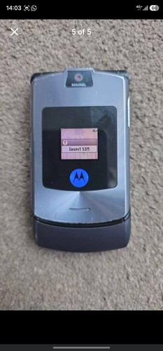 Motorola razr flip phone - flip,