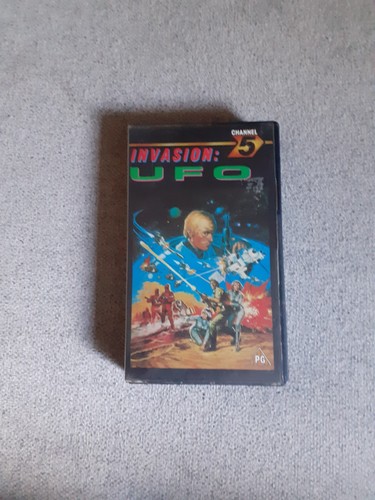 Gerry anderson invasion ufo - anderson's,