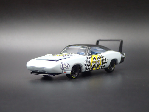 1969 dodge charger daytona - 69,