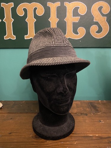 Dunn vintage grey hand - &,