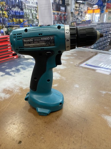 Makita 12v drill - 12v, driver