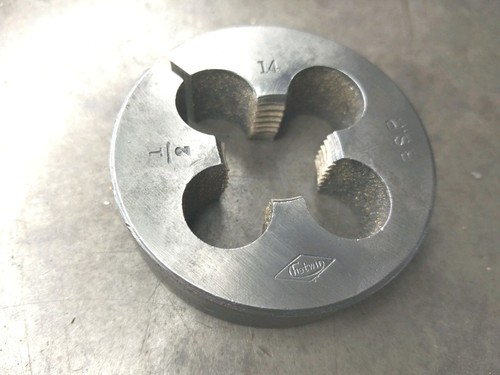 Bsp split die 2 - 1/2,