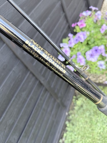 Nor mark black medallion - mark,