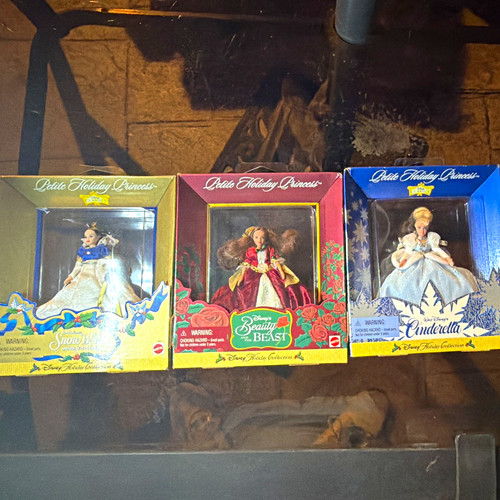 Mattel disney petite holiday - mattel,