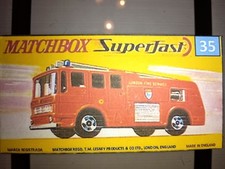 Matchbox -  No35 MW Fire Engine - Replica / Copy Box 