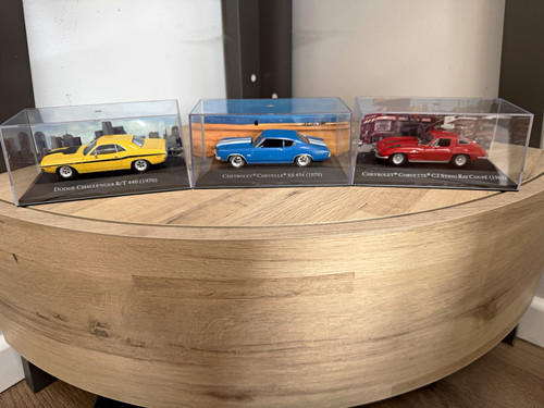 Diecast car lot 1970 - 1:43,