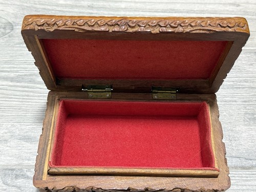 Wooden jewellery box hand - box,