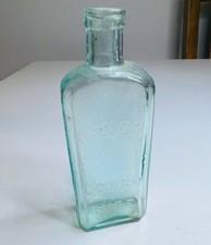 Antique Veno's Lightning Cough Cure Medicine Bottle 13 cm's tall 