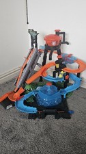 Hot Wheels Ultimate Gator Car