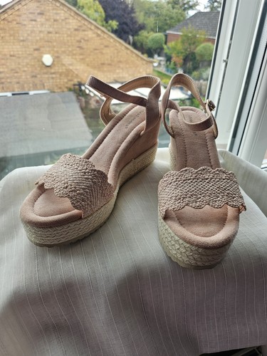 Gorgeous brand new solid - gorgeous,