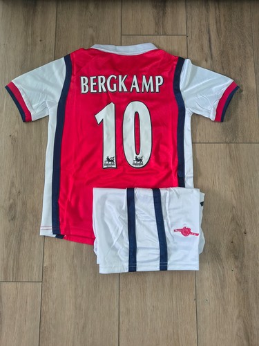 Retro dennis bergkamp - dennis, arsenal