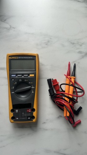 Fluke 177 true rms - true,