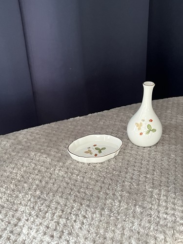 Wedgwood bone china - , wild
