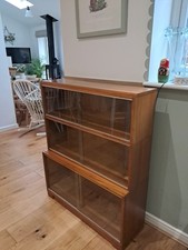 Minty Oxford Barrister Display