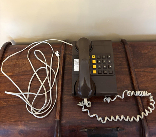 Vintage brown push button - vintage,