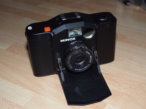 Minox ultra compact 35mm - 35,