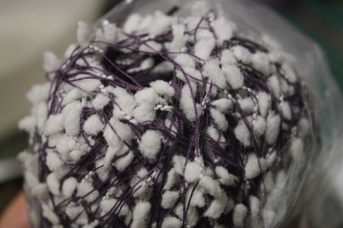 White purple mini pompom - white/purple,