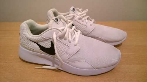 Nike ladies white running