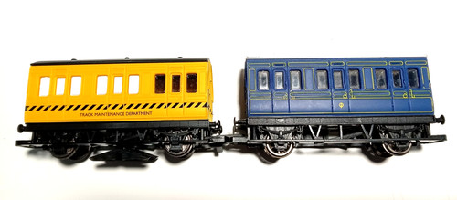 Hornby r212 and r296 - r212, gauge