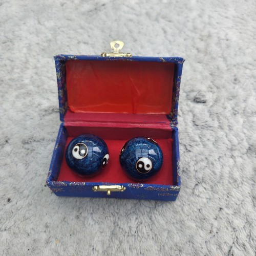 Vintage chinese blue yin yang - chinese,