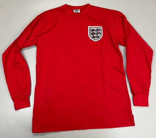 Bobby moore england 1966 - england,