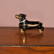 Beautiful Cute Dachshund Dog Trinket Box 8cm long