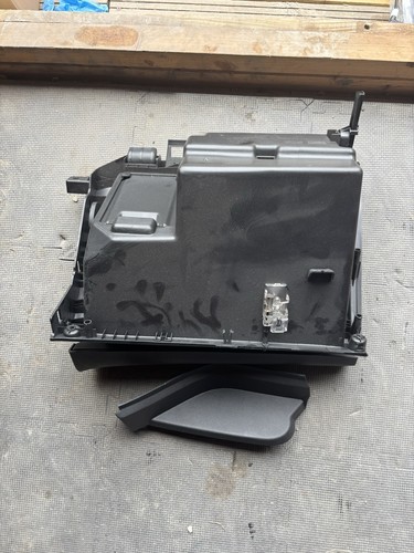Astra glove box - glove,