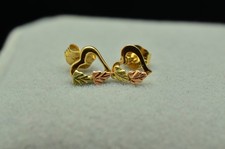 10K Yellow Gold Black Hills