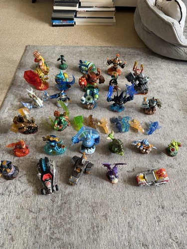 Skylanders figures vehicles - 35,