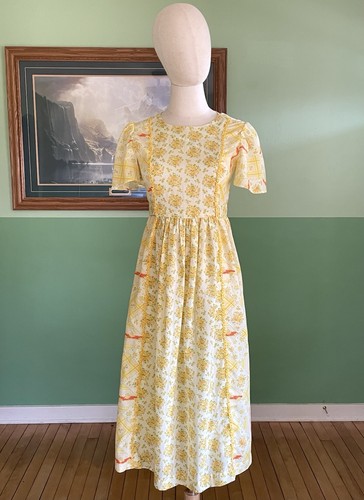 Vtg 70s butter yellow - 70s,