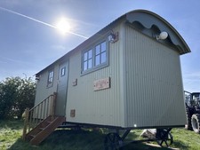 Shepherds hut luxury - shepherds,