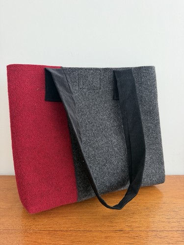 Felt tote bag - tote,