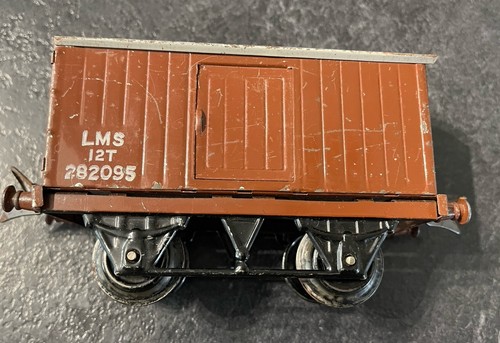 Hornby gauge goods van - no,