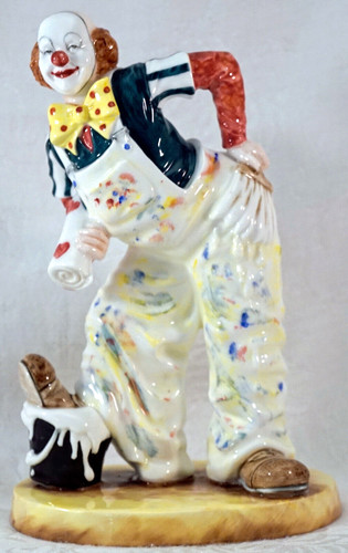 Coalport clown figurine made - clown,