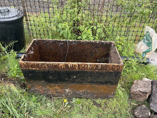 Cast iron water trough - cast,