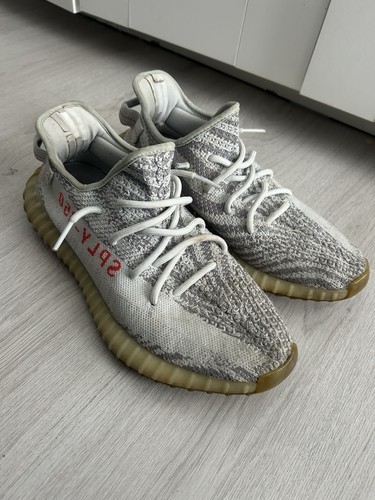 Yeezy 350 blue tint - blue,