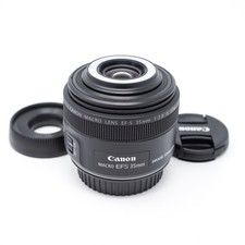Canon 35mm 8 macro - f/2.8, is