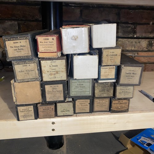 Vintage antique pianola - vintage, /