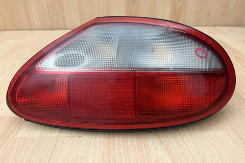Right rear tail - right, lamp