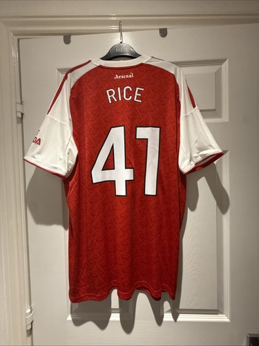 Arsenal 2025 home - home,