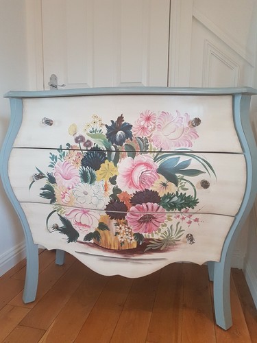 French bombe chest - bombe, drawers