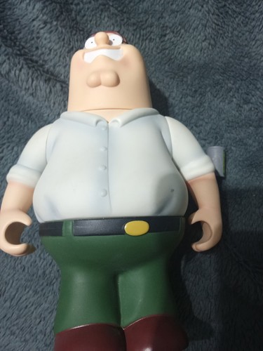 Mezco family guy series - mezco,