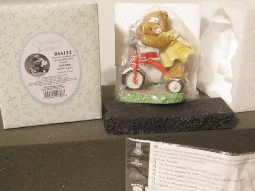 Cherished teddies 845132 - cherished,