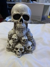 Skull Tower Tea light Candle