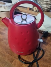Red Kettle 1.7l Perfectly Working In Great Conditions