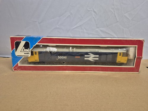 Lima train 50041 railway - lima,