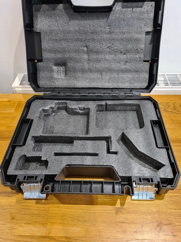 Dewalt hard storage damaged - storage,