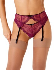 L - 14 Gossard Superboost Lace