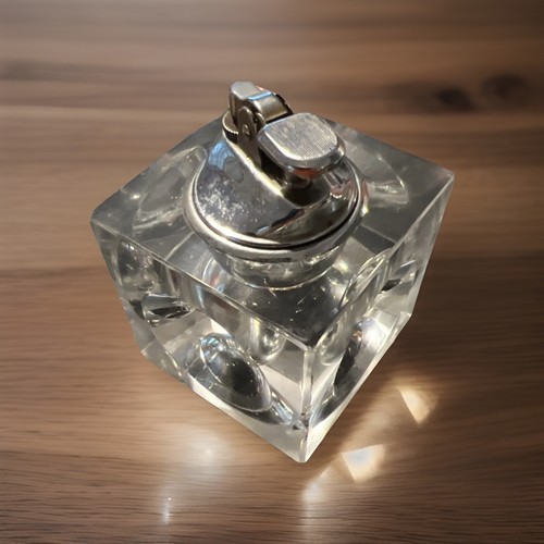 1970s penguin clear - , cube