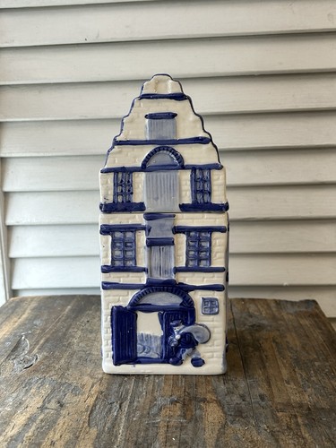 Delft blue dutch - dutch, canal
